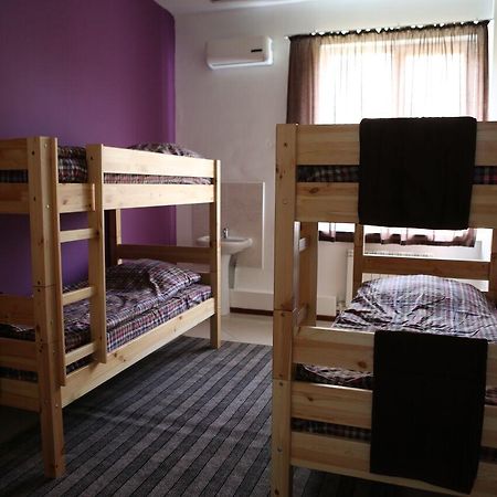 Amigo Hostel Almaty Extérieur photo