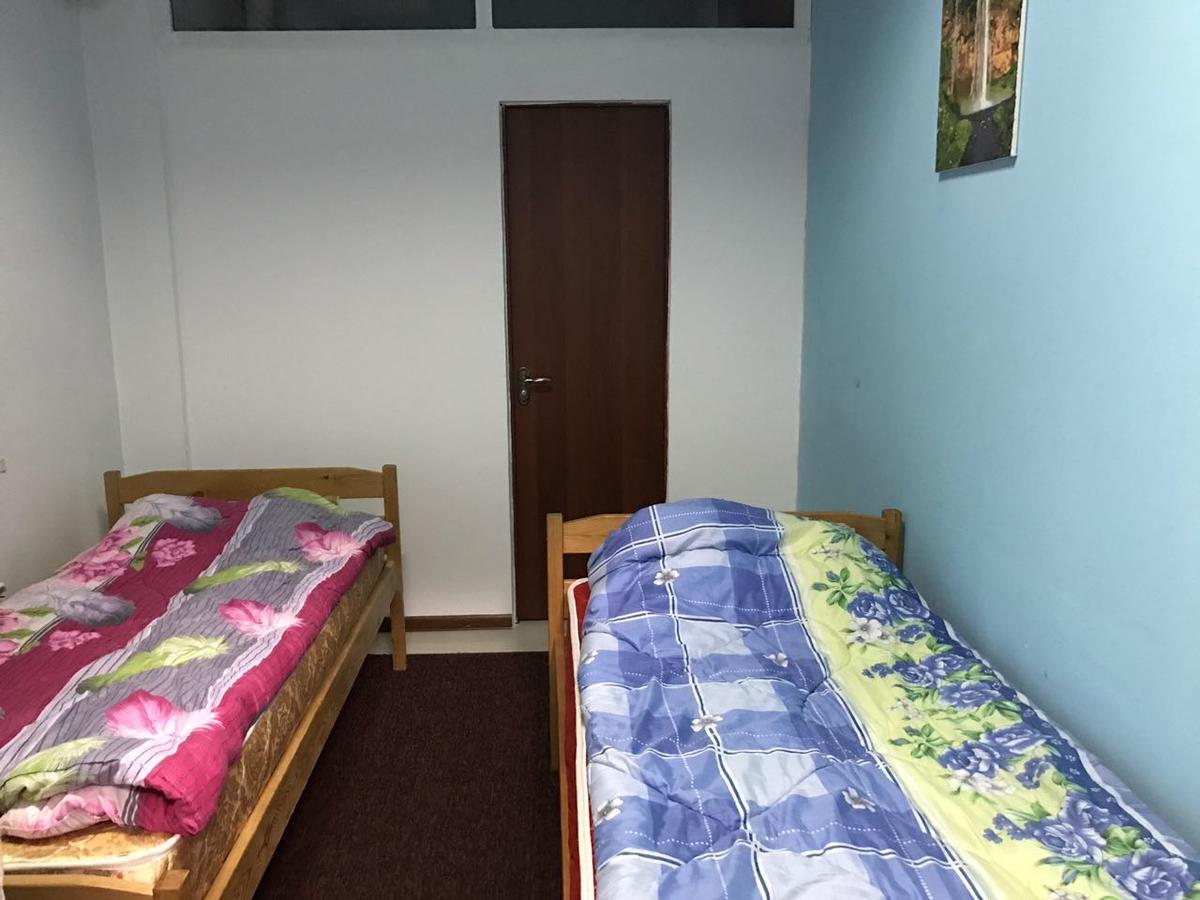 Amigo Hostel Almaty Extérieur photo